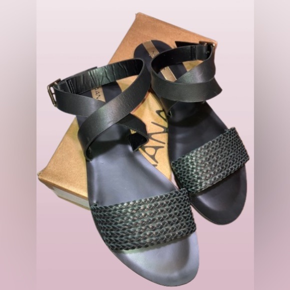 NIB, Kaanas Fortaleza leather sandal, sz 10 - Picture 2 of 4